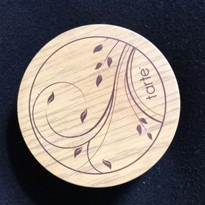 Tarte Amazonian clay powder foundation